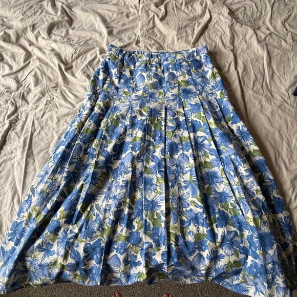 Abercrombie & Fitch Maxi Skirt - Picture 2 of 4